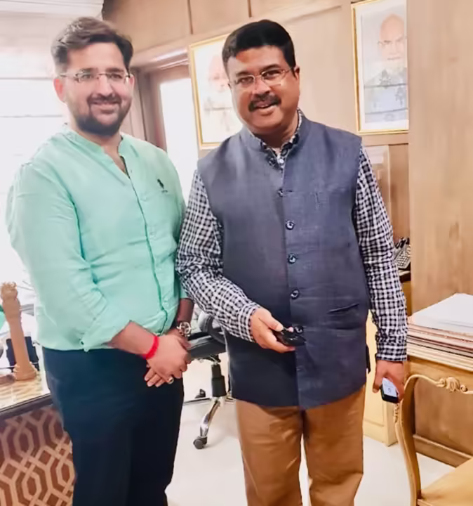 With Hon. HRD Minister Sh Dharmender Pradhan Ji
